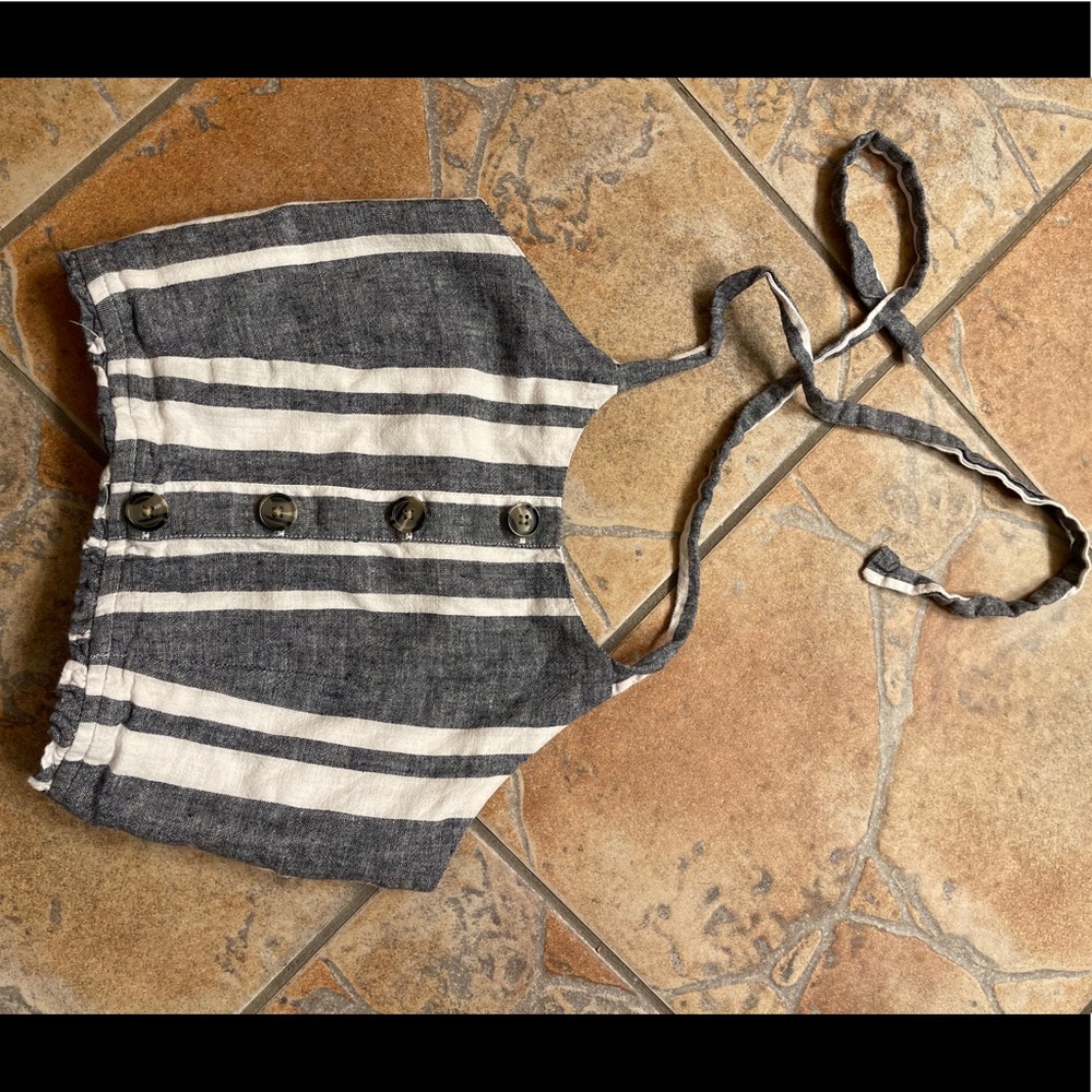 Halter top